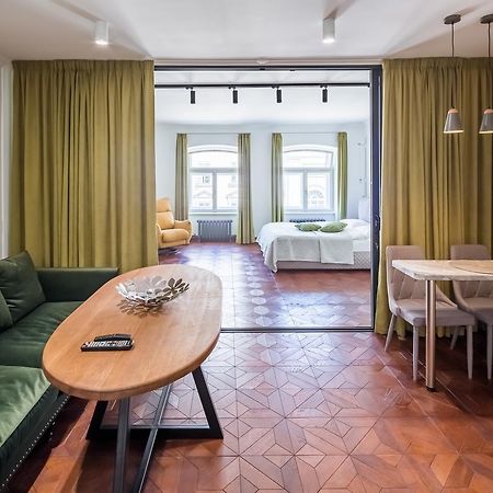 Romari Апартименти Площа Ринок Appartement Lviv Buitenkant foto