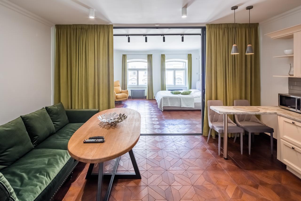 Romari Апартименти Площа Ринок Appartement Lviv Buitenkant foto