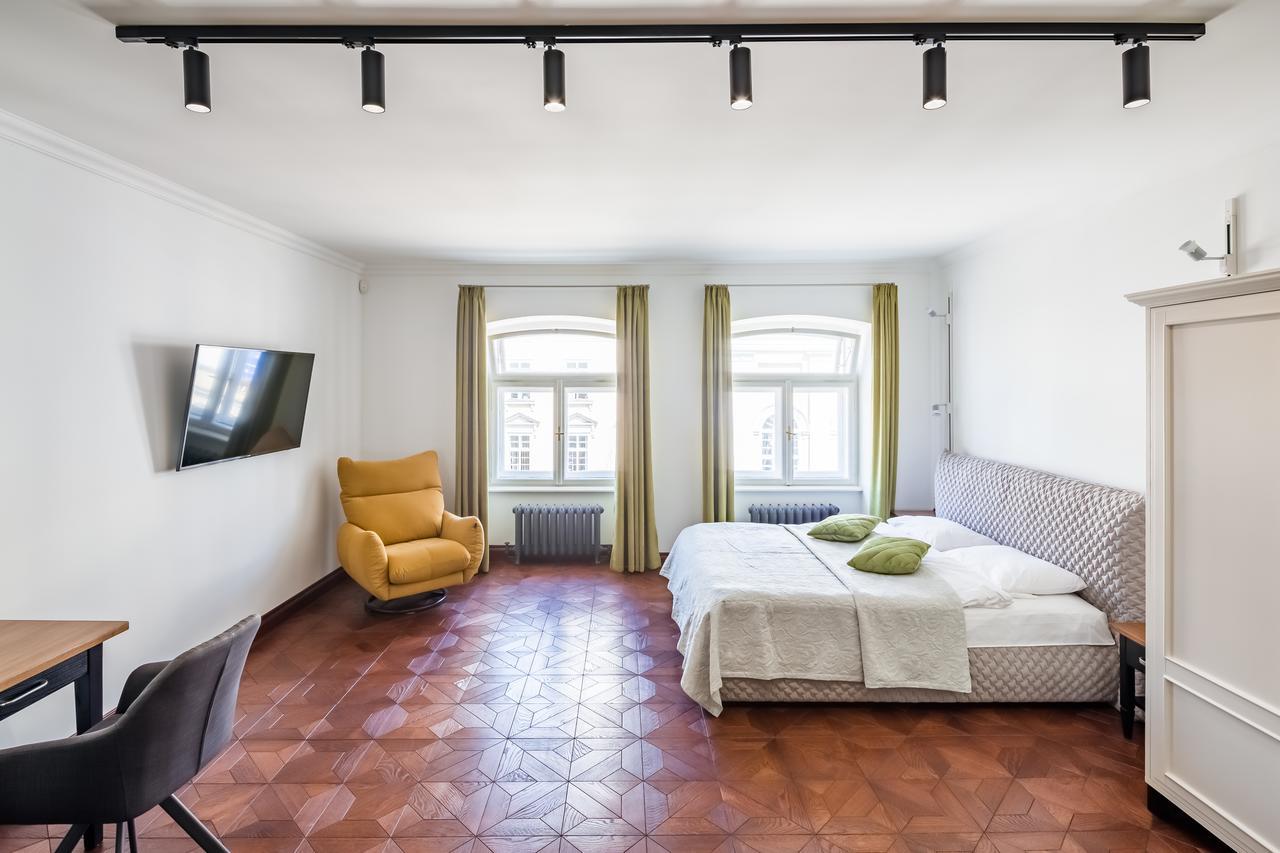 Romari Апартименти Площа Ринок Appartement Lviv Buitenkant foto